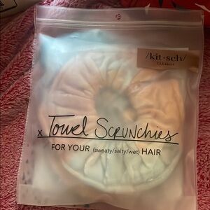 Kitsch Cream Hair Care Towel Scrunchie